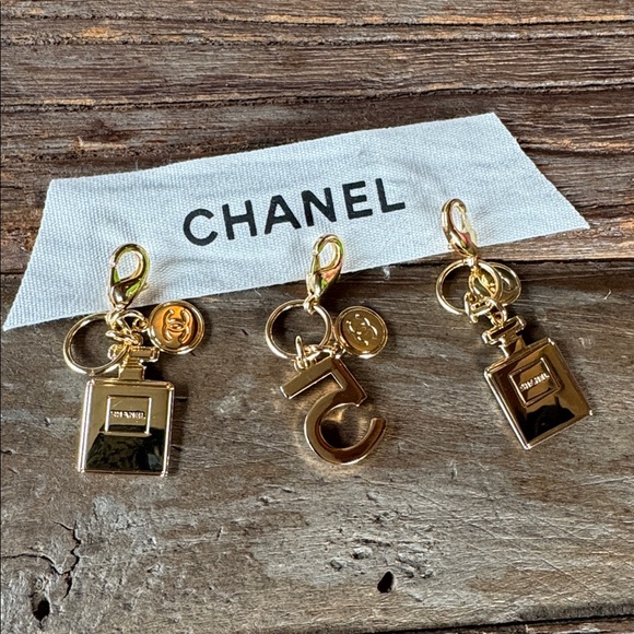 Chanel charms (3) price for each - Picture 2 of 2